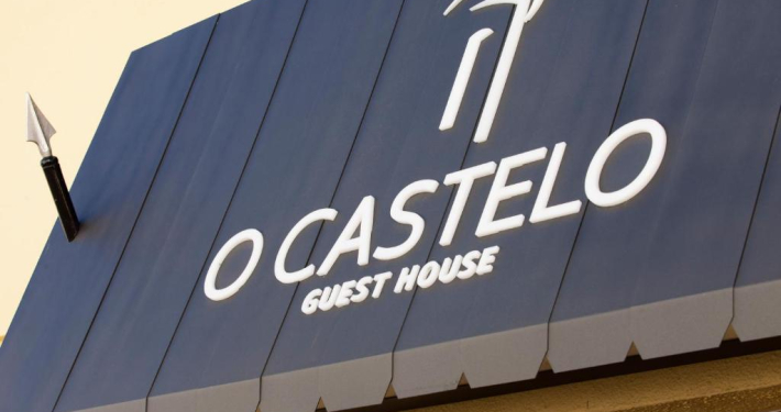 Castelo Guest House_toldo